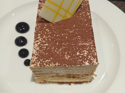 Hotel Oil Field主图