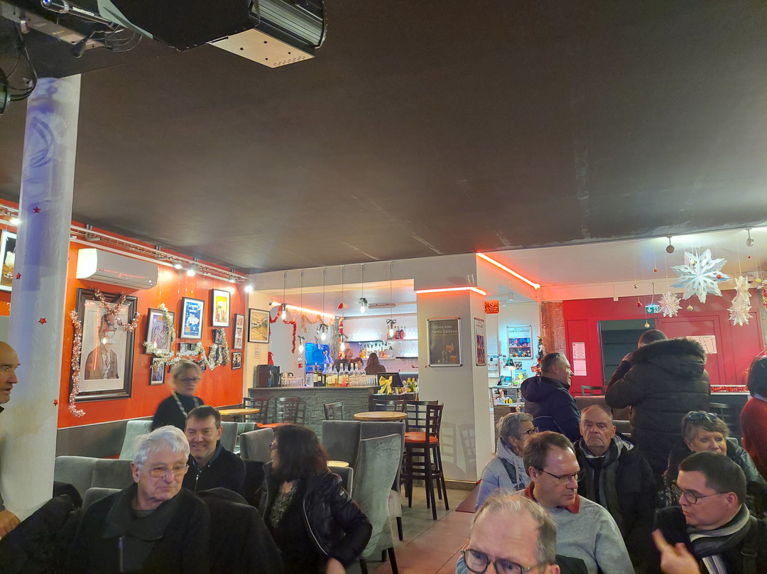 Défonce de Rire-克莱蒙费朗必去景点