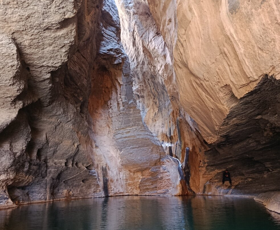 Jebel Shams Guide-Al Hamra必去景点