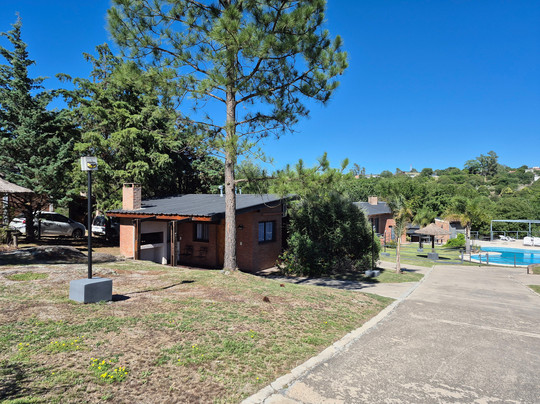 Solares de Tanti主图