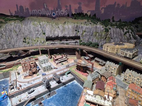 Small World Miniature Museum-Ariake必去景点