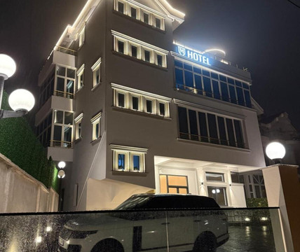 Murati Lake View Hotel