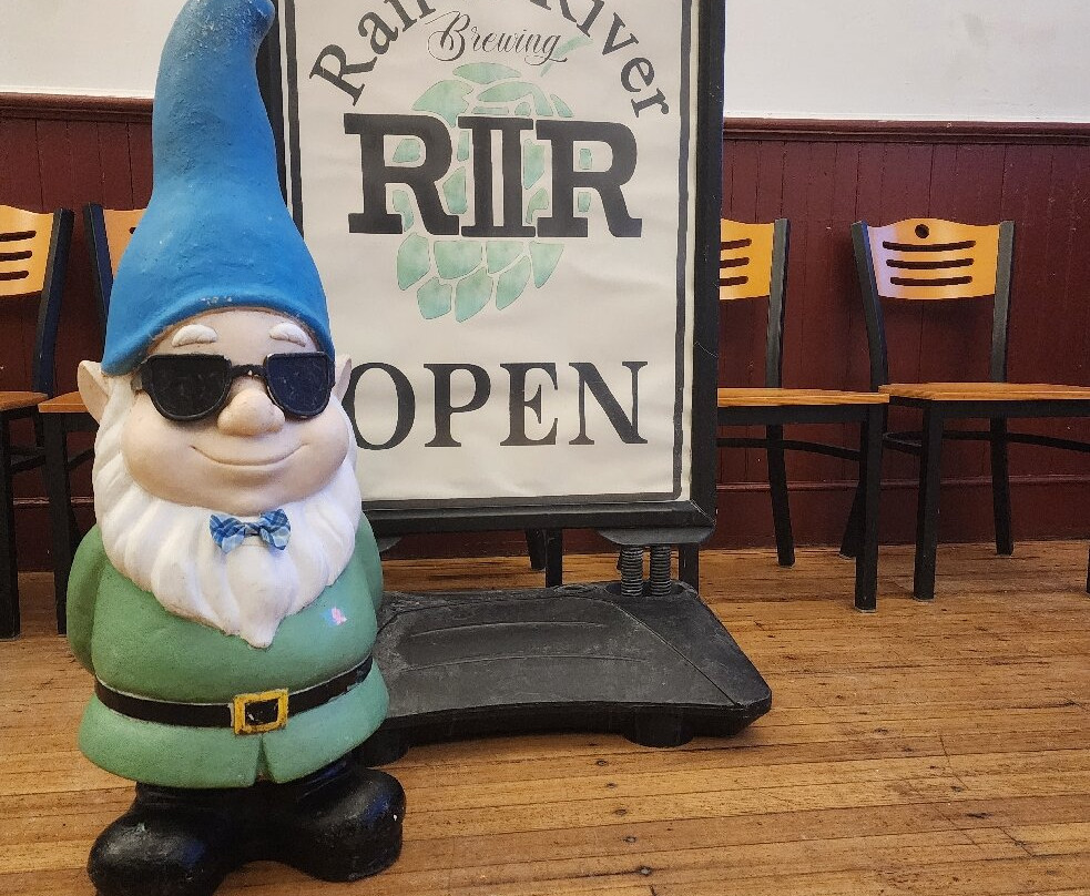 Rail To River Brewing-Ravena必去景点