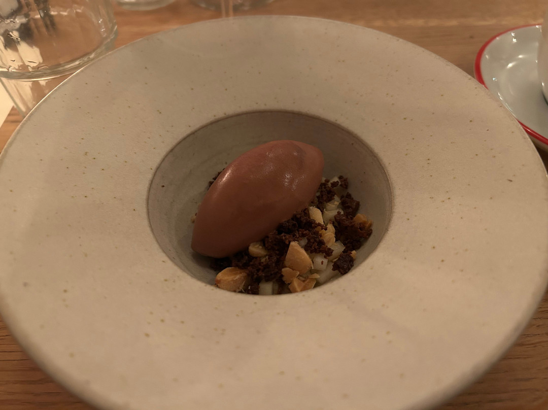 Les Jeunes - Kaffebar Og Neo-bistro