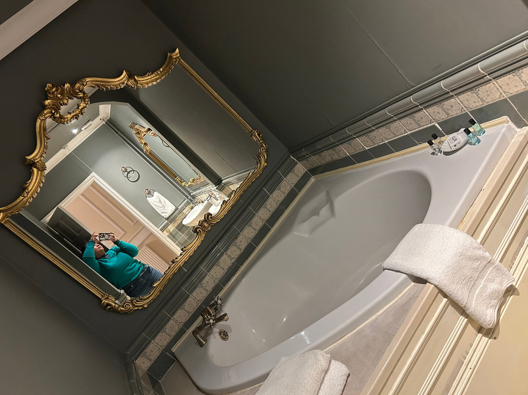 蒙斯顿小屋酒店主图