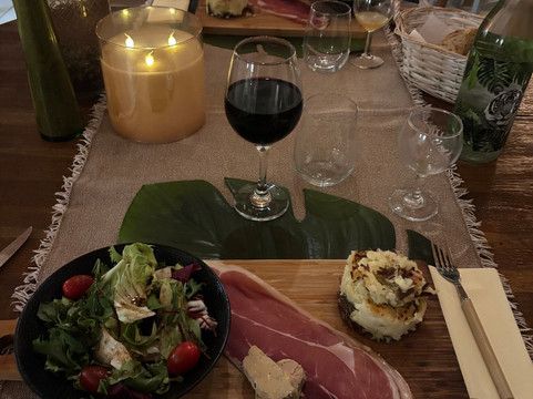 安妮之钟酒店主图