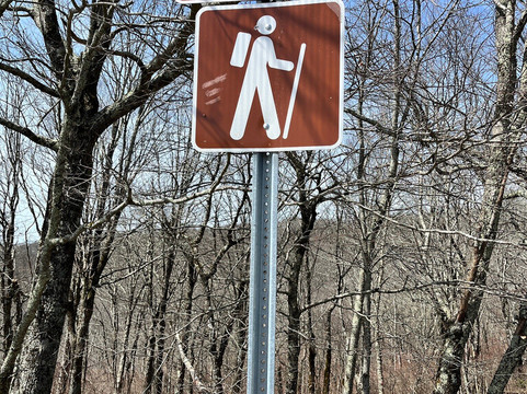 Huckleberry Knob-罗宾斯维尔必去景点