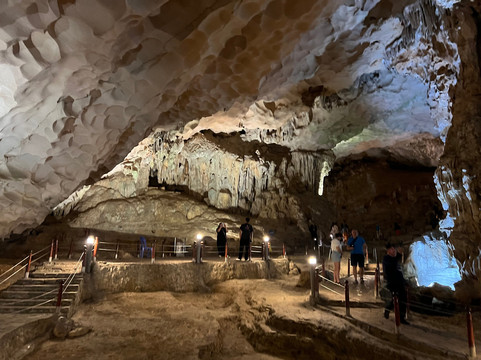 Viet Express Travel-河内必去景点