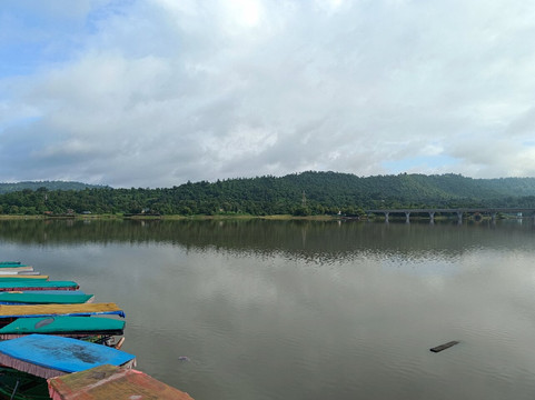 Dudhni Lake-锡尔瓦萨必去景点