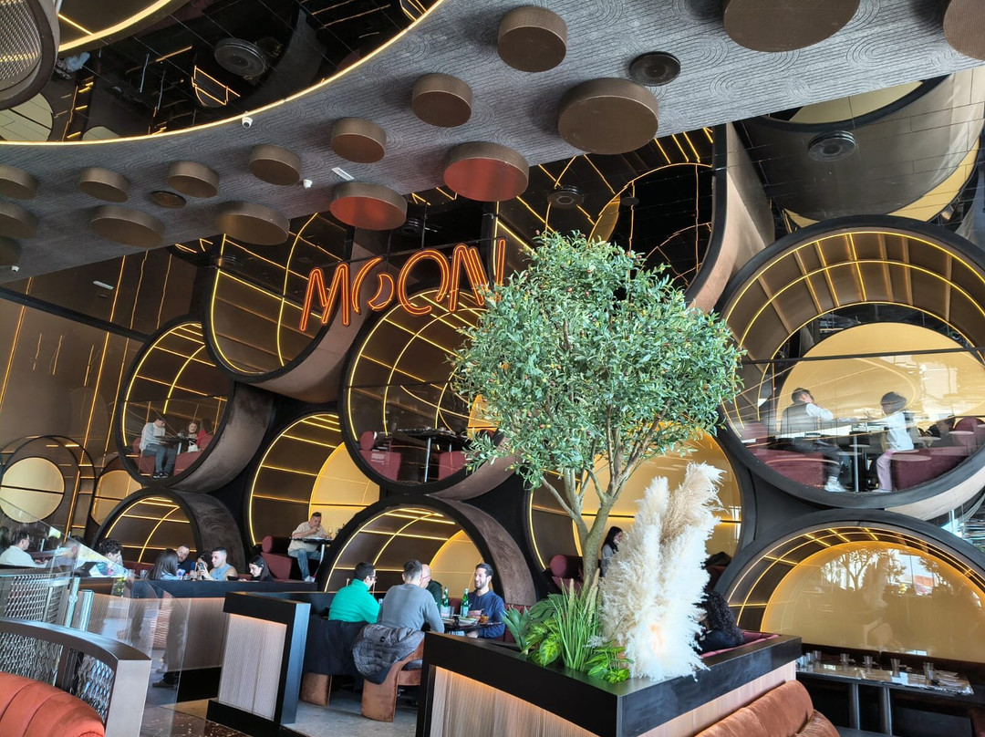 Moon Sushi