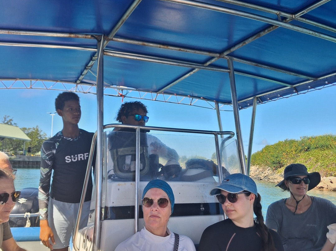 Belle Petra Boatcharter-La Passe必去景点