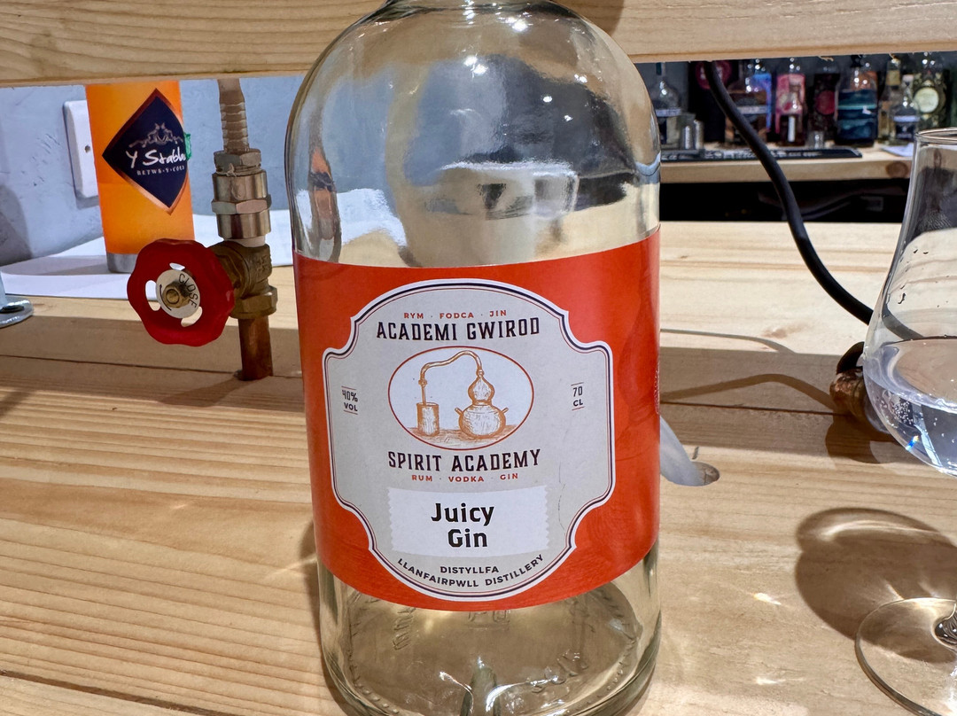 Llanfairpwll Distillery-Gaerwen必去景点