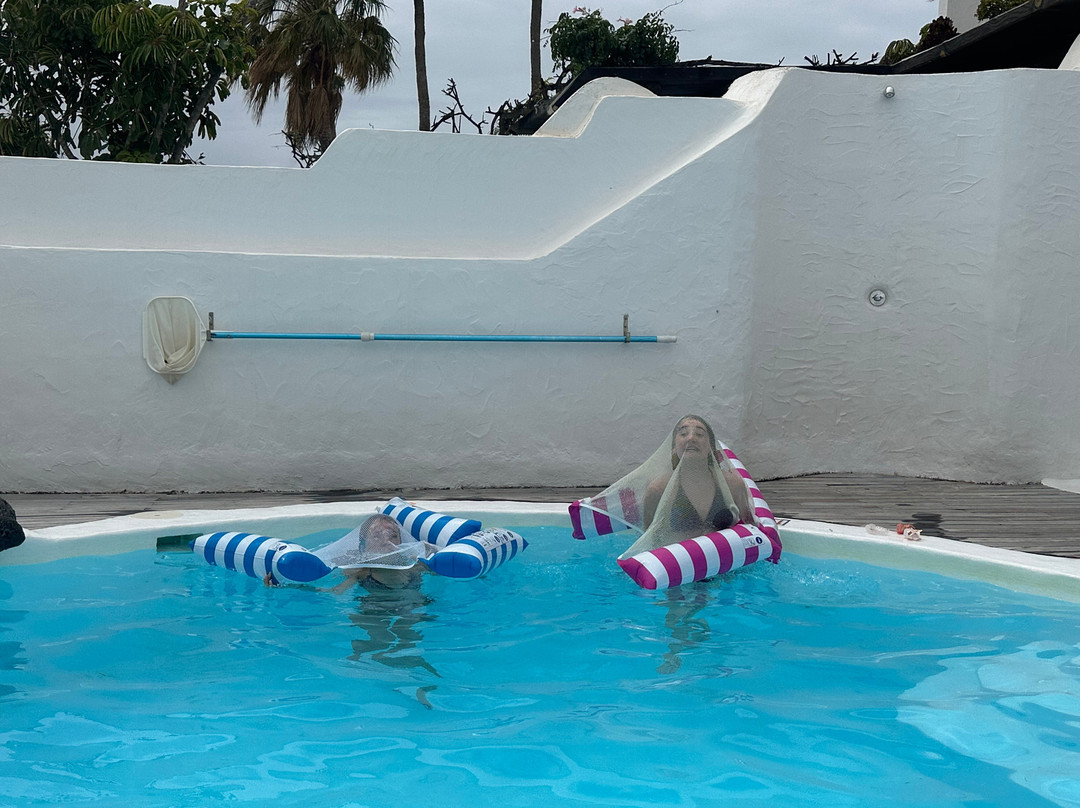 埃雷达德卡梅齐别墅主图