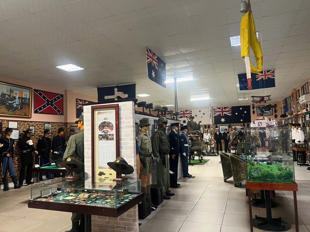 The Robert Taylor Museum Of Worldwide Arms-头顿必去景点