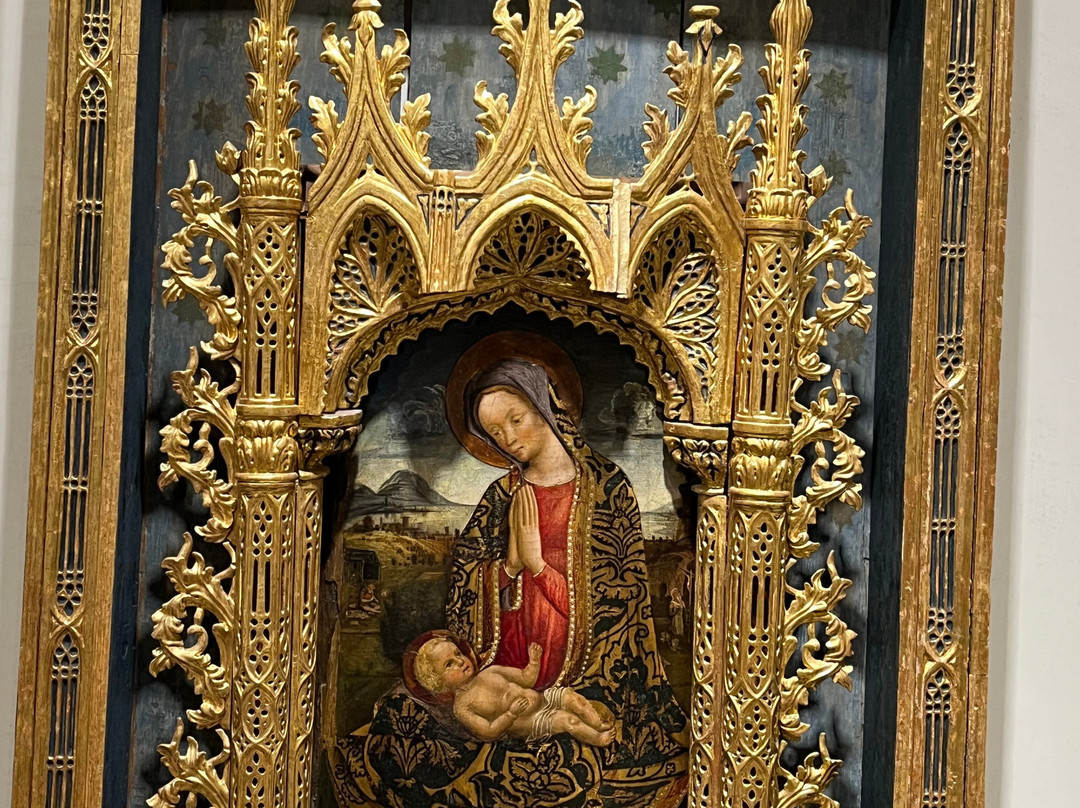 Museum Of Sacred Art-特罗吉尔必去景点