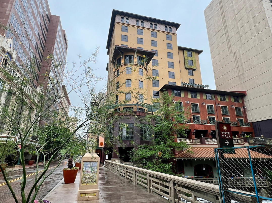 瓦伦西亚河堤漫步酒店主图