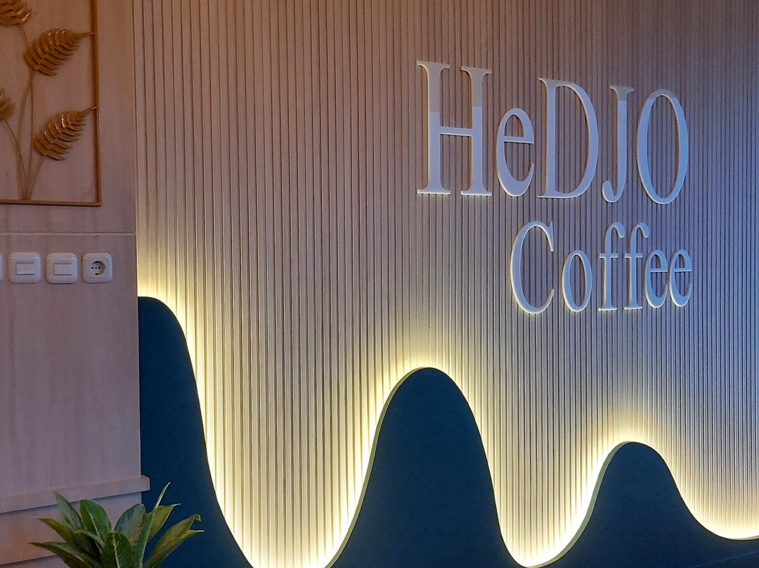 Lembah Hijau Resort Hotel主图