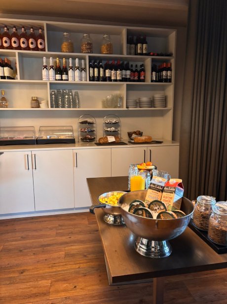 Restaurant & Hotel Monopole Harderwijk-旅行者