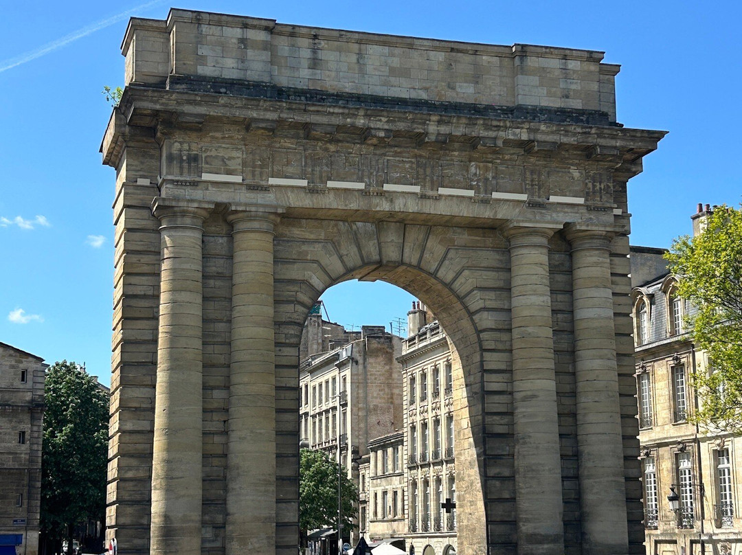 Porte de Bourgogne-波尔多必去景点