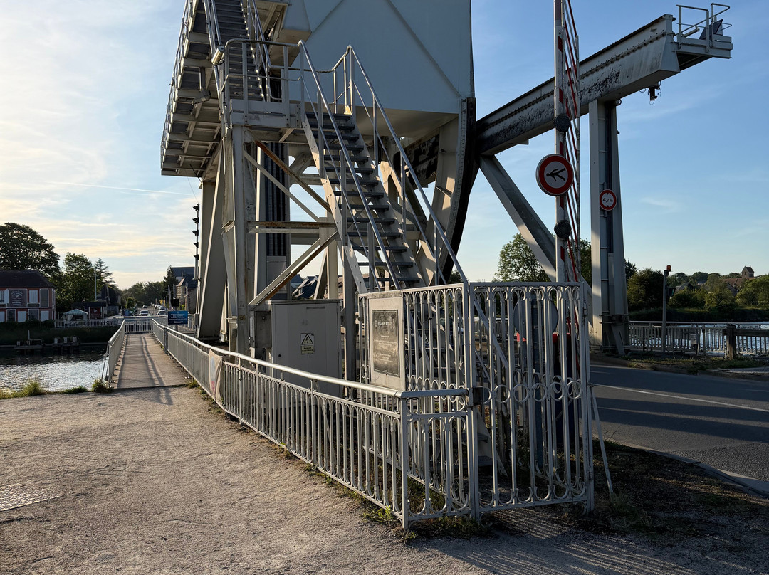 Pegasus Bridge-Ranville必去景点