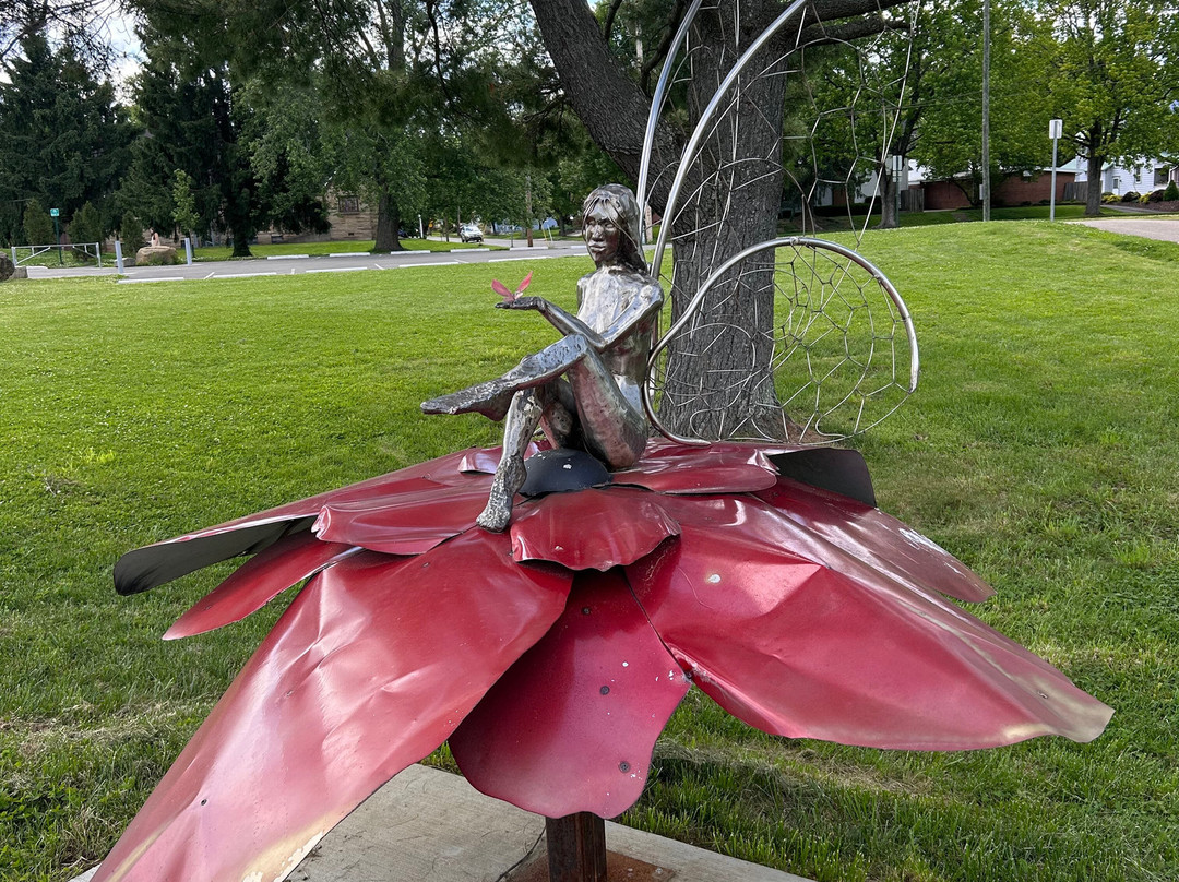 Hockhocking Adena bikeway-Nelsonville必去景点