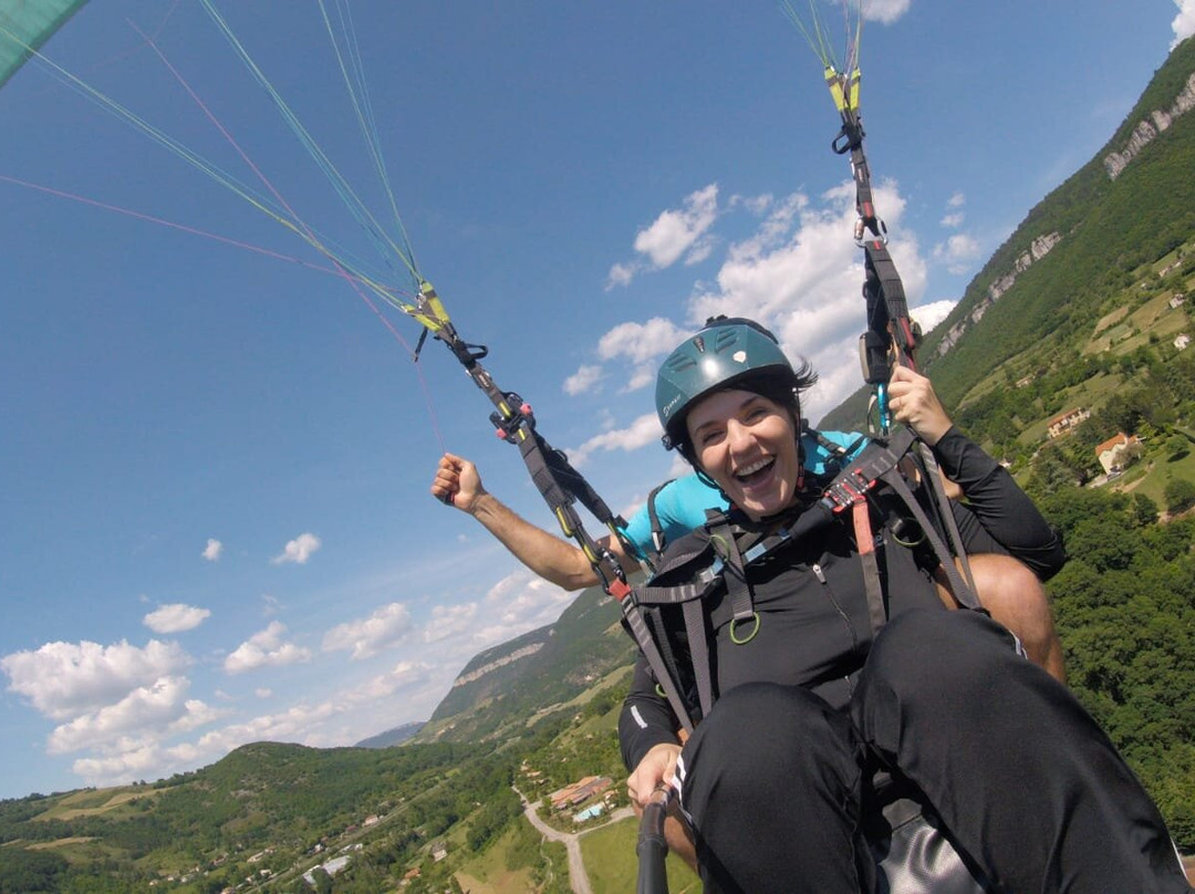 Fly Millau Parapente-米约必去景点