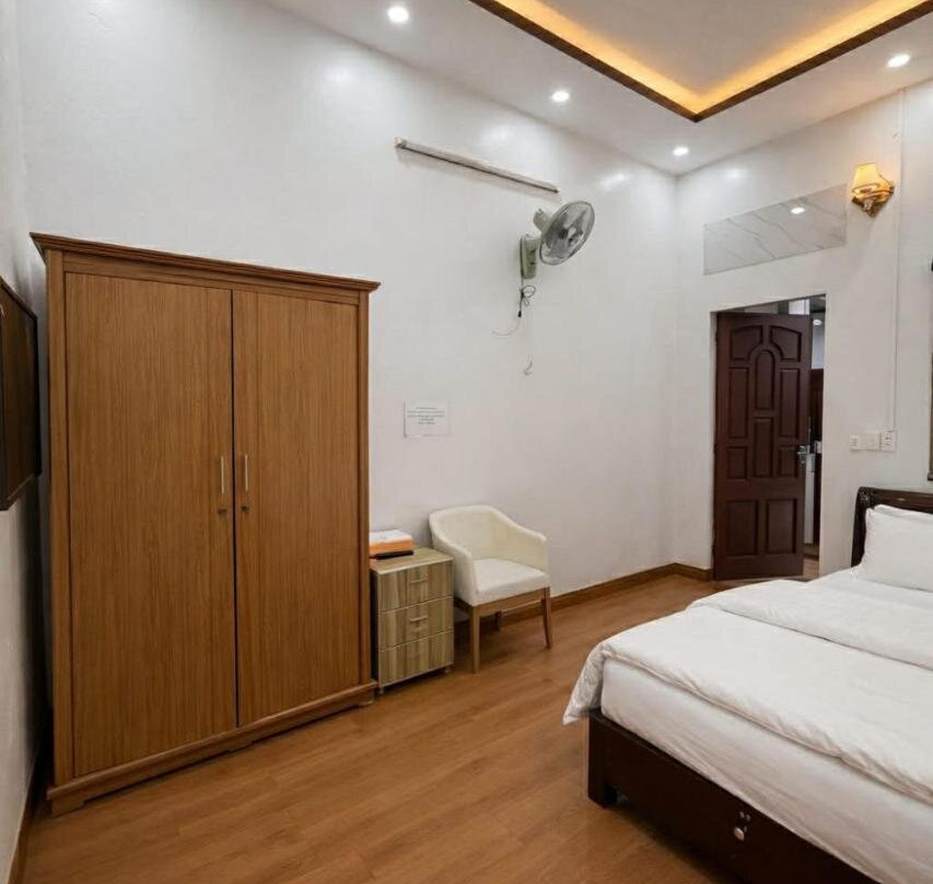 Phong Khanh Hostel