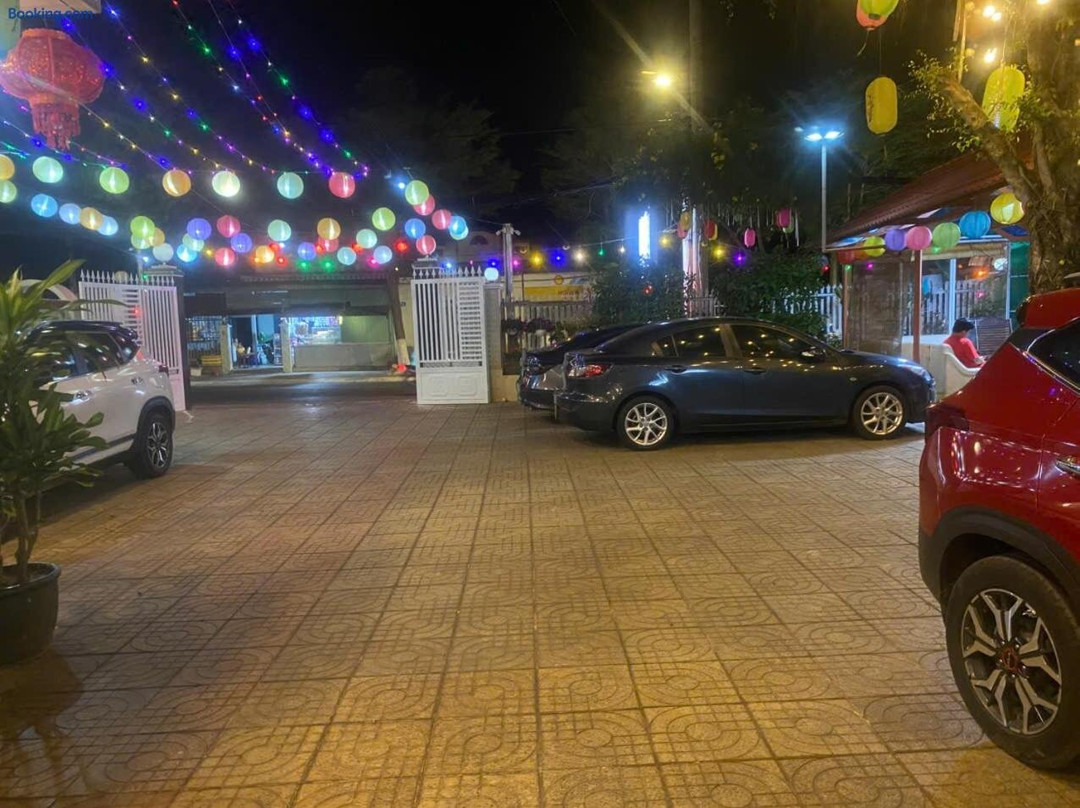 Nha Nghi Xuan Phong