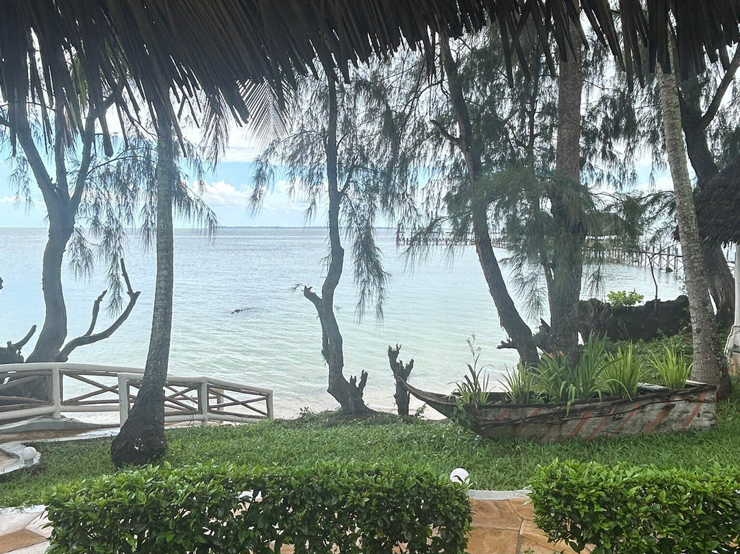 Paradise Beach Resort & Spa主图