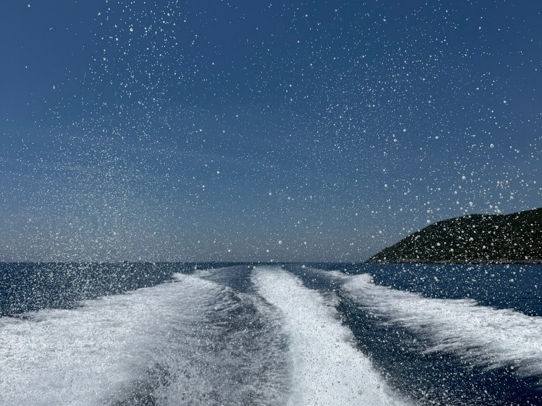 Himara Seas The Day-Himare必去景点