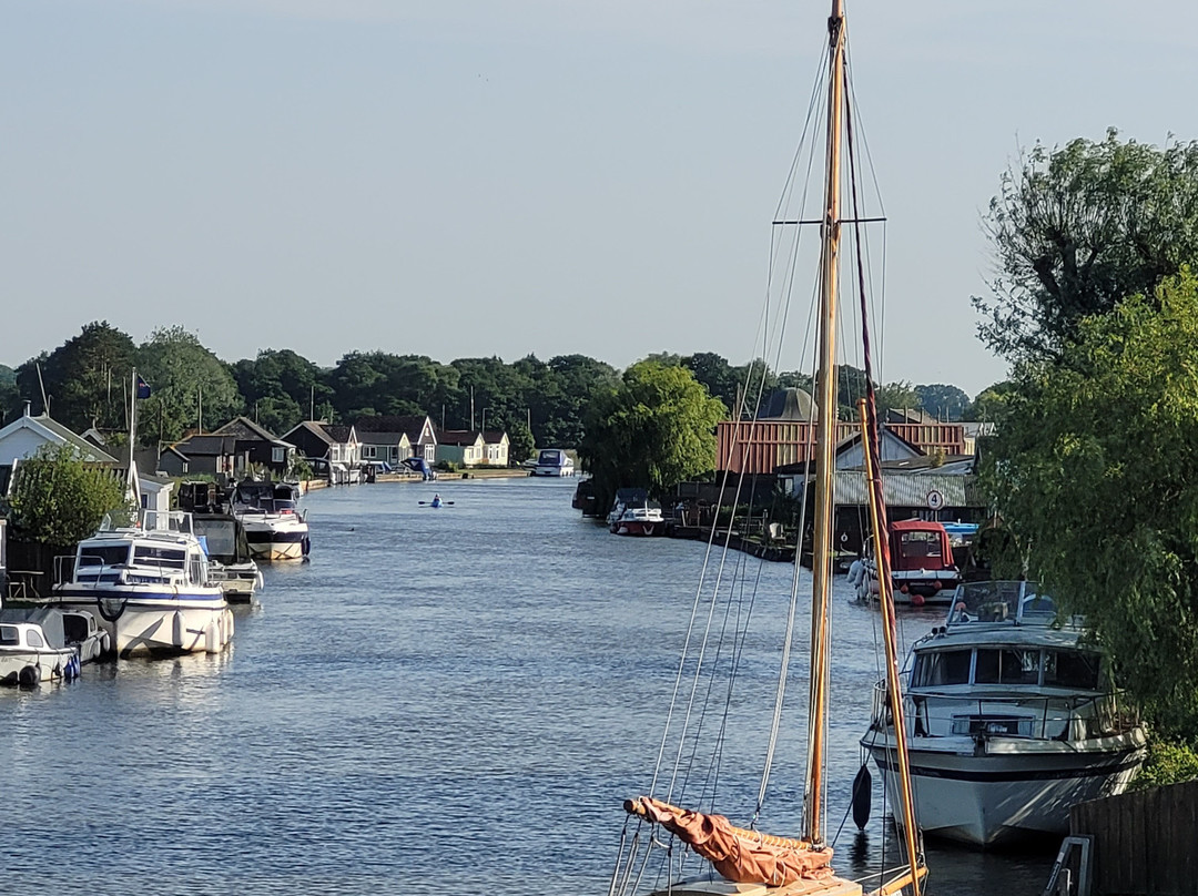 Oliver's Sailing Holidays-Martham必去景点