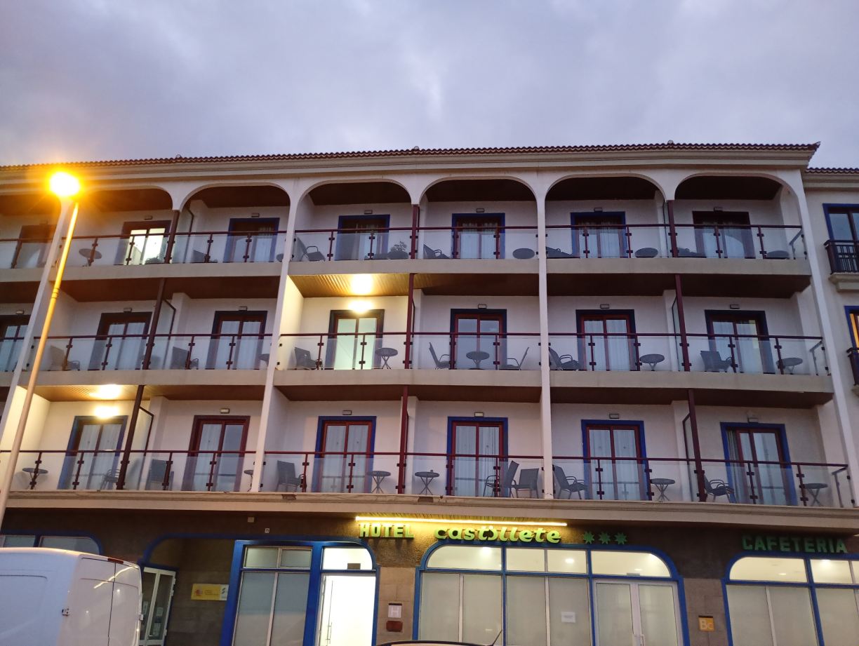 卡斯迪尔特酒店-旅行者