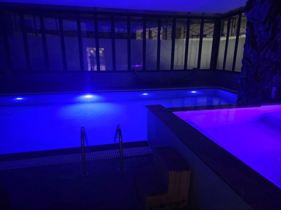 科西贝利泳池SPA酒店主图