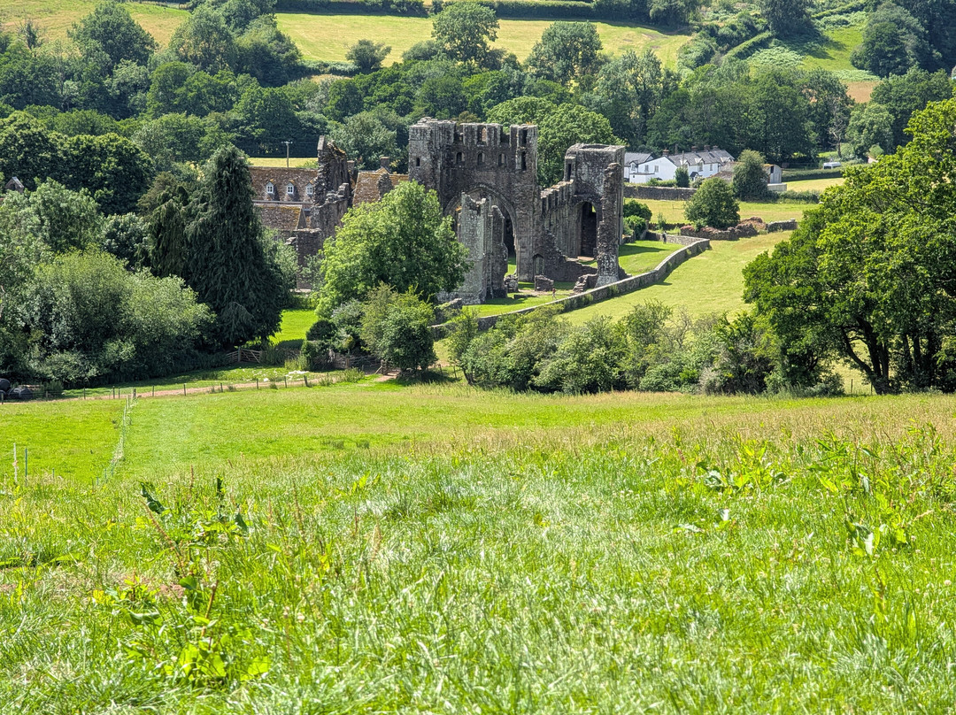 Llanthony Priory-Llanthony必去景点