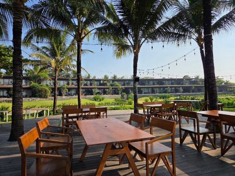 巴厘岛科穆勒及海滩俱乐部酒店-旅行者