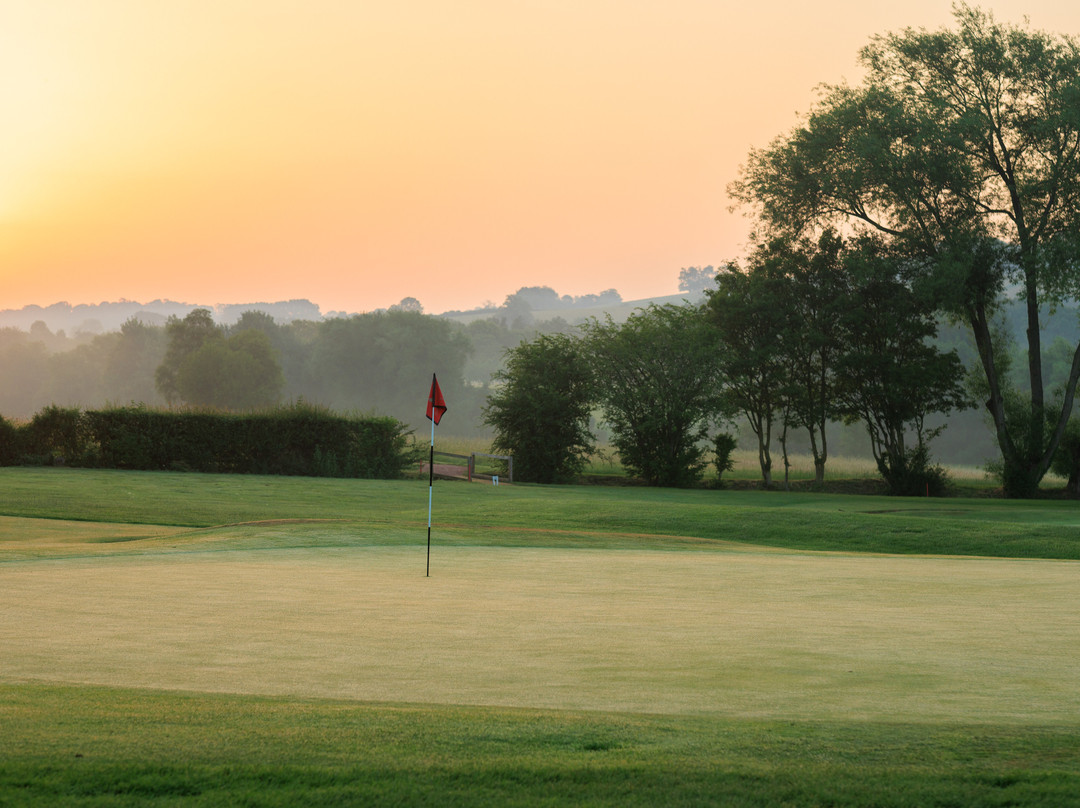 Feldon Valley - Golf Club-Lower Brailes必去景点