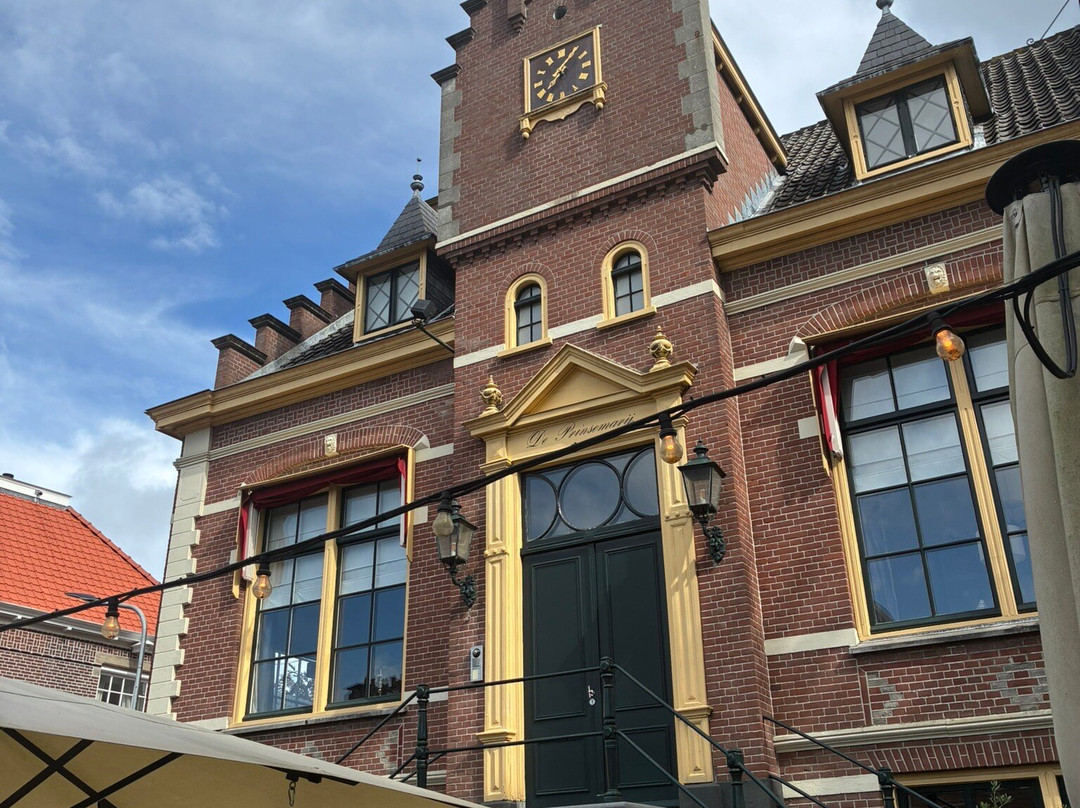 Voormalig raadhuis in Laren-Laren必去景点