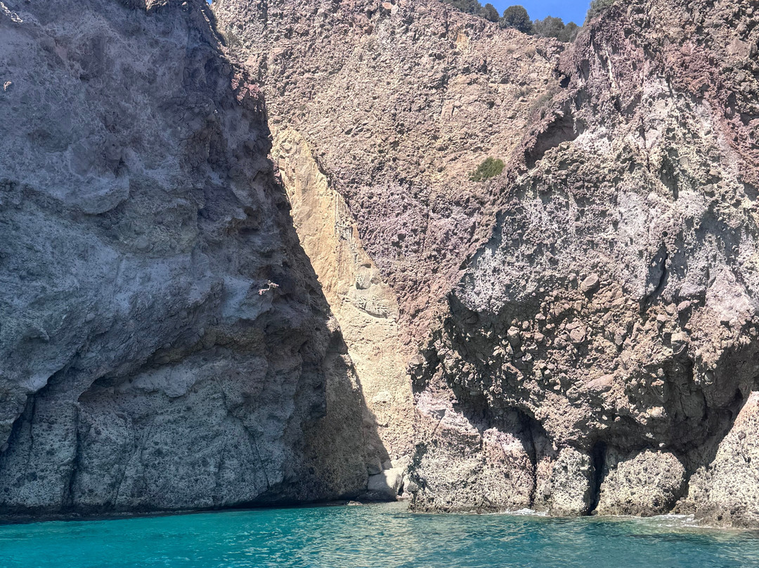 Kleftiko Beach-米洛斯岛必去景点