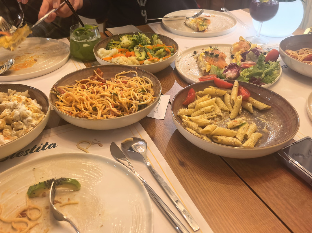 Siestita Cafe & Lounge
