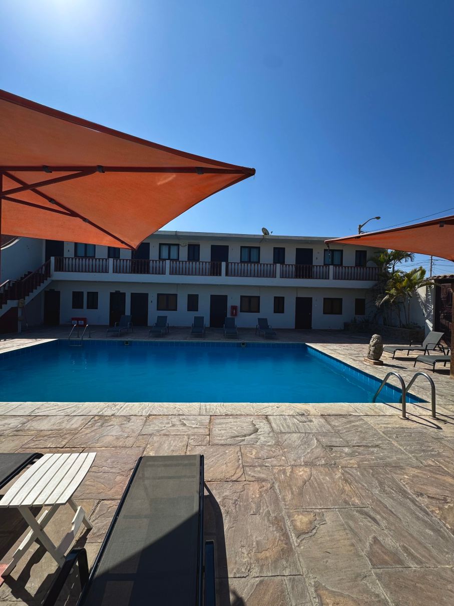 Hotel La Siesta-泳池