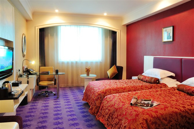 中裕世纪大酒店主图