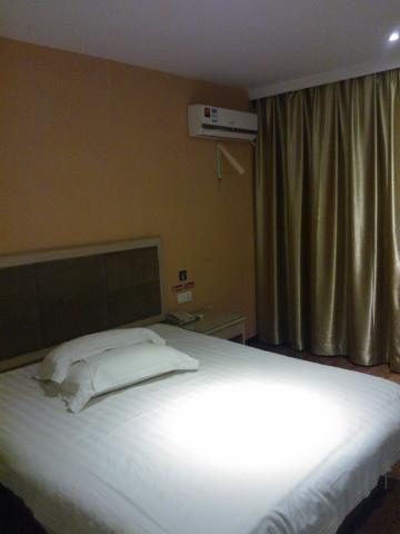 温州爱客思快捷酒店火车南站店-客卧