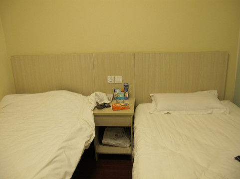 上海浦江之星打浦店主图