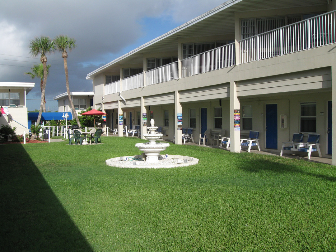 Ocean Court Beachfront Hotel