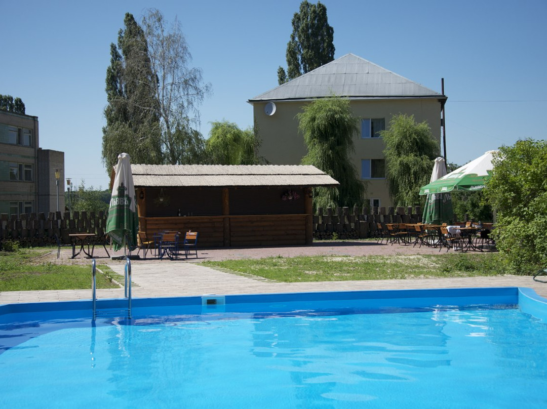 Velyka Pysarivka酒店住宿-Usadba-M Motel