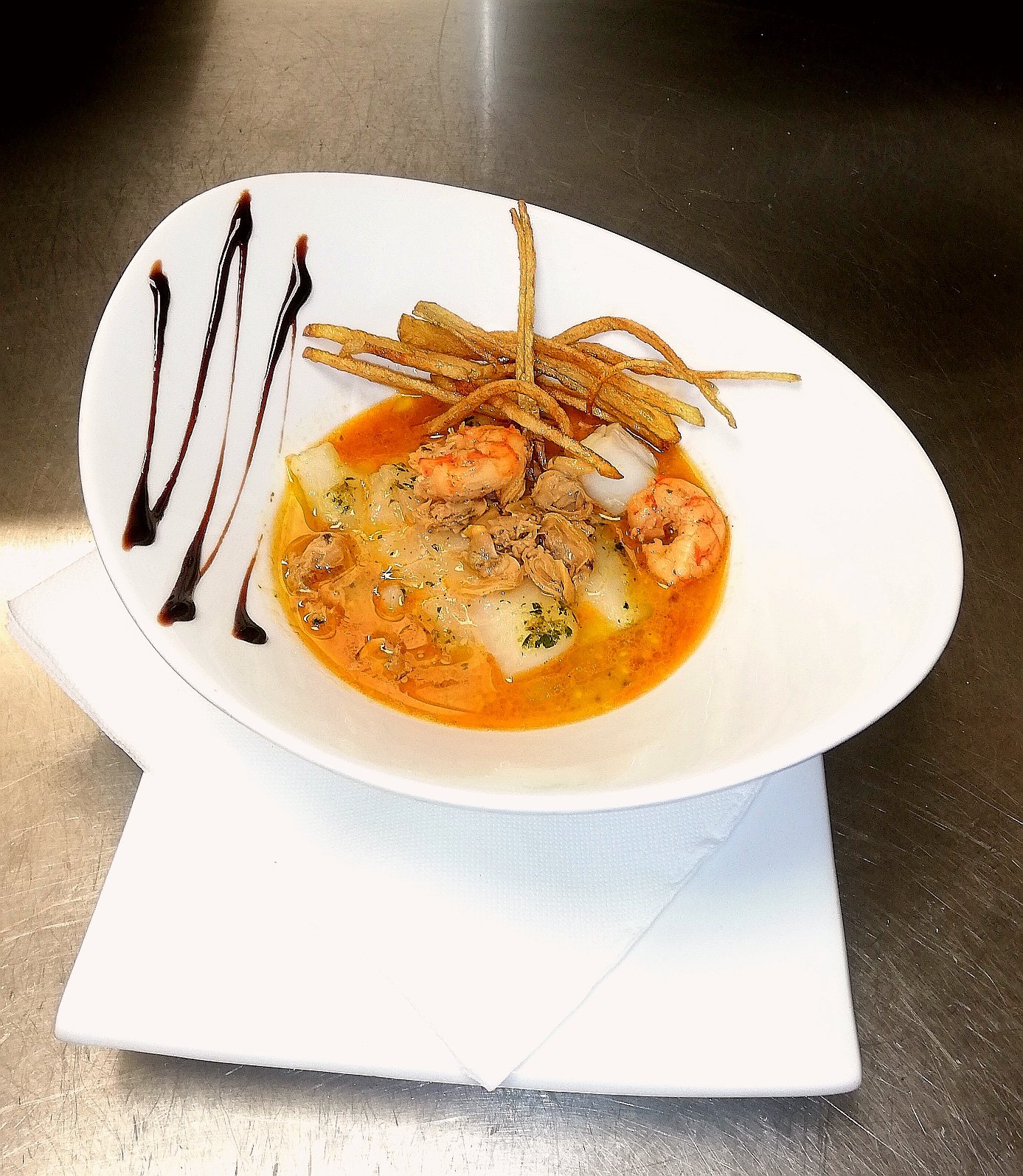 eric hotel restaurant du lac-官方