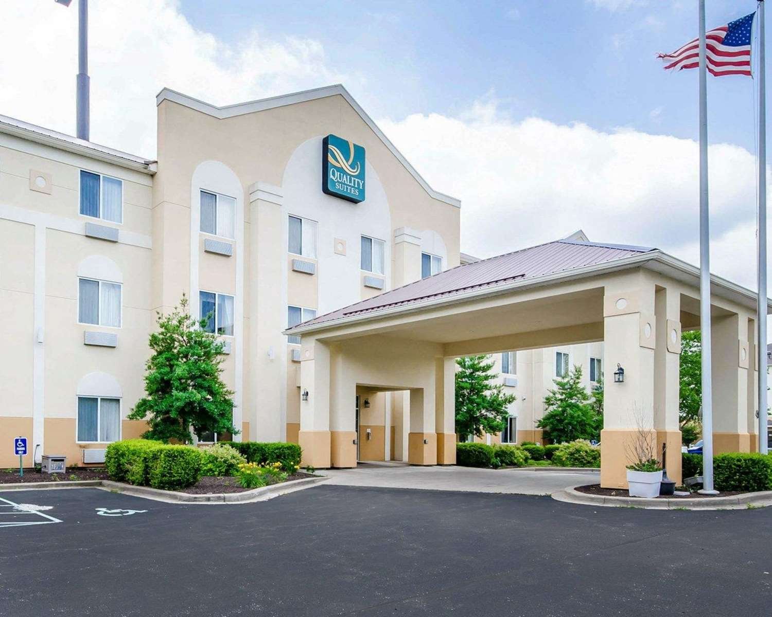 Quality Suites-官方