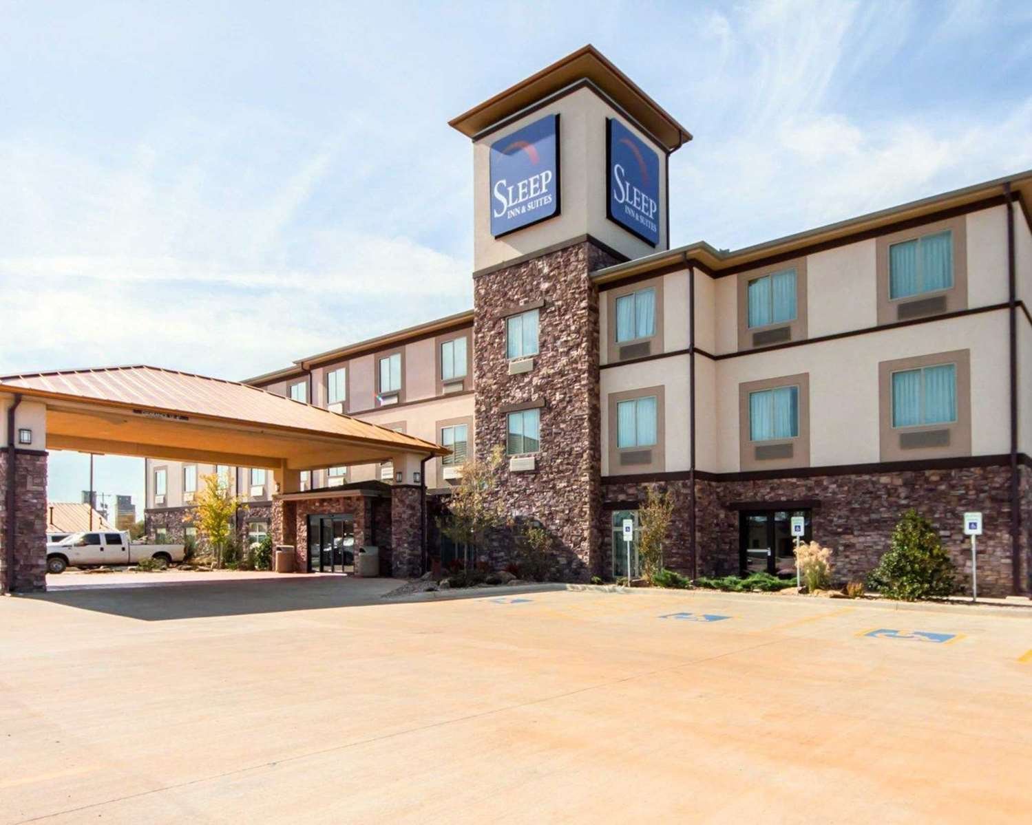 Sleep Inn & Suites Hennessey North-官方