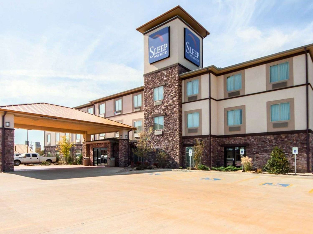 Sleep Inn & Suites Hennessey North主图