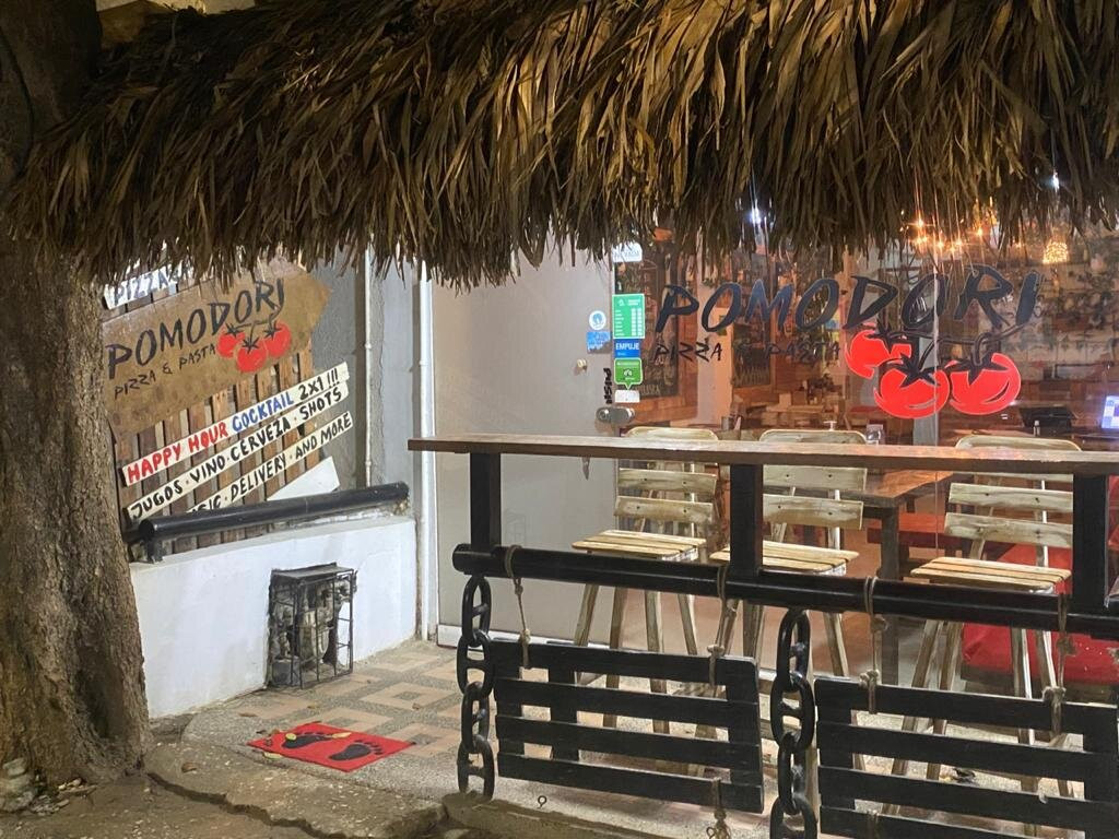 位于塔甘加餐馆和美食-Pomodori PIZZA & PASTA Taganga-Beach